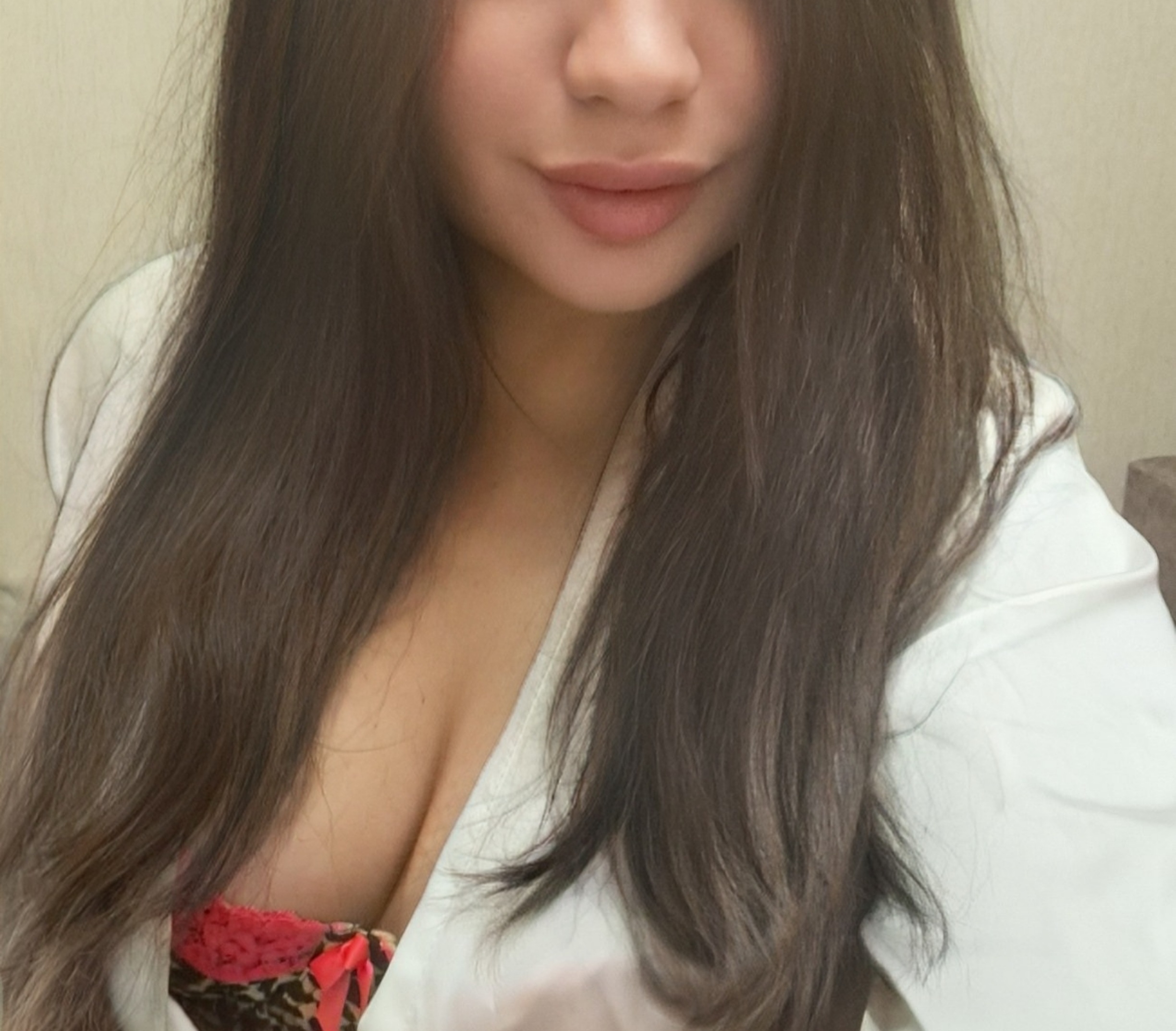 Девушка по вызову Настя стройная исполнит массаж профи и пригласит к себе в Район - Юго-Запад