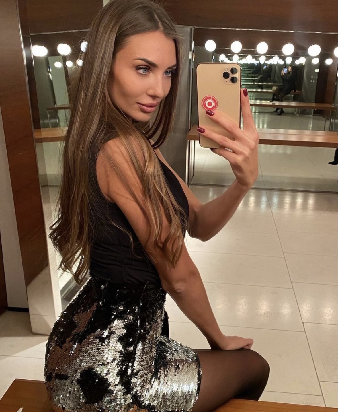 Профессионалка Марина 24 лет сделает с удовольствием ветка сакуры и пригласит к себе