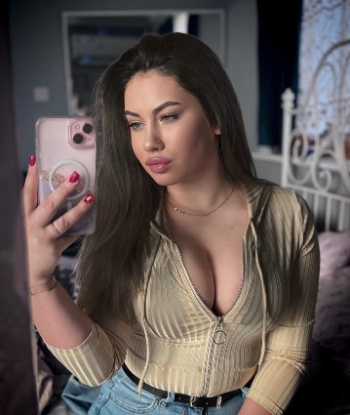 Девочка АРИНА PLUS с 4 размером груди сделает нежно окончание в рот и пригласит к себе