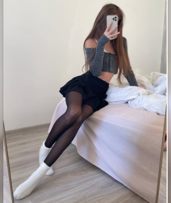 Девушка по вызову НИКА стройная сделает качественно расслабляющий массаж и примет у себя в Район - Центр